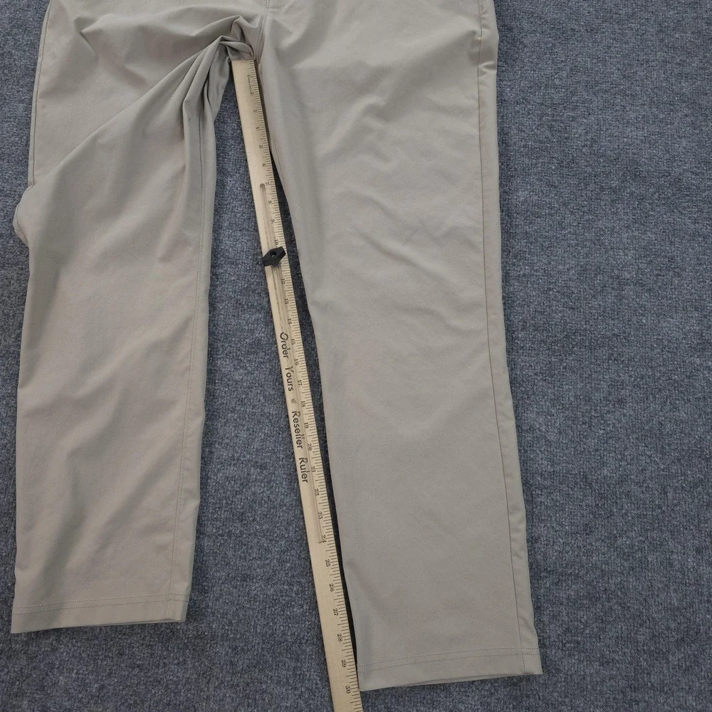Public Rec Pants Mens 38x30 Beige Dealmaker Chino Casual Golf Performance